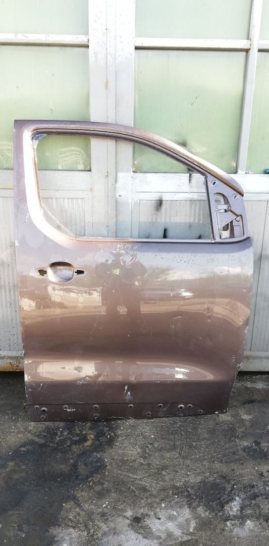 Предна дясна, и задна лява врата Toyota Proace, Citroen Jumpy, Peugeot