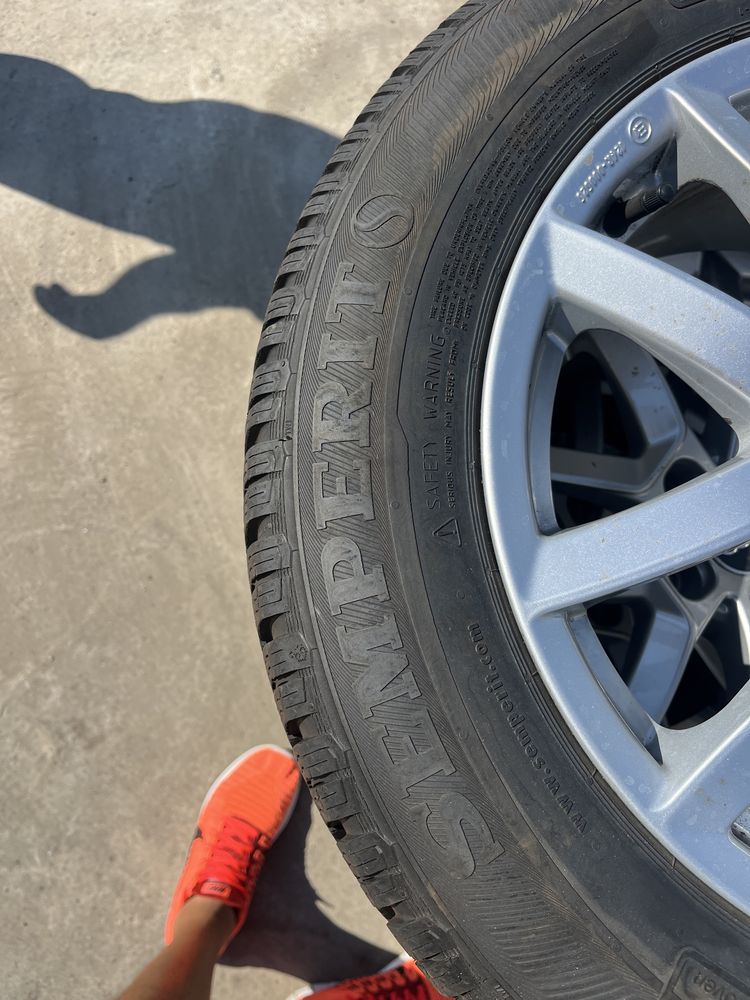Гуми 205 60 16 Semperit 2019г