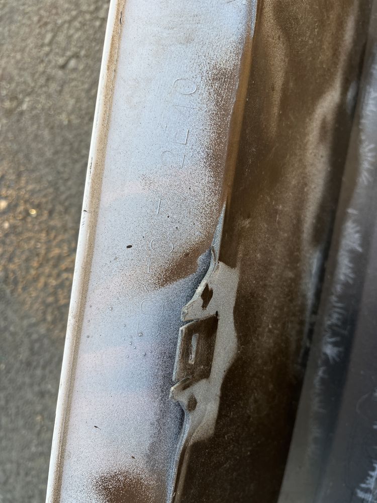 2 броя задна броня Toyota Corolla E210 2018-
