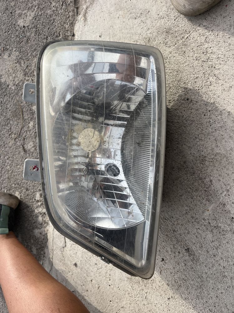 Фар Daihatsu Terios ляв
