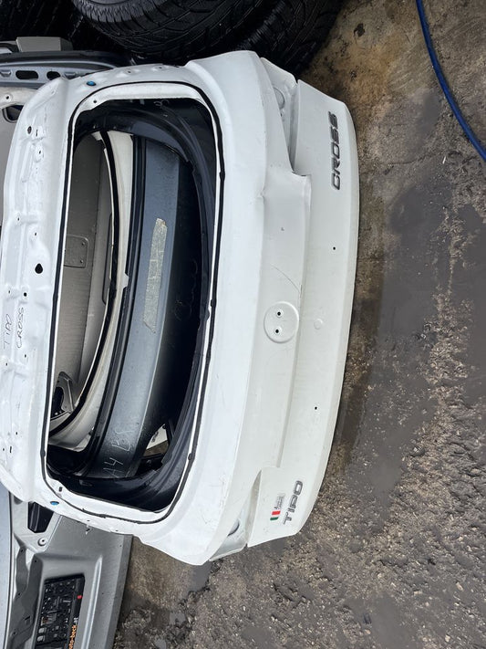 Капак,багажник Fiat Tipo Cross 2бр