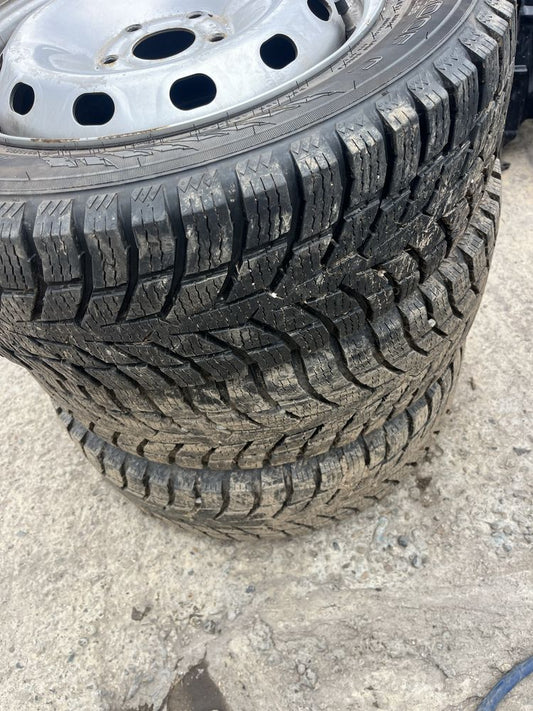 Гуми 205 65 16C Nokian