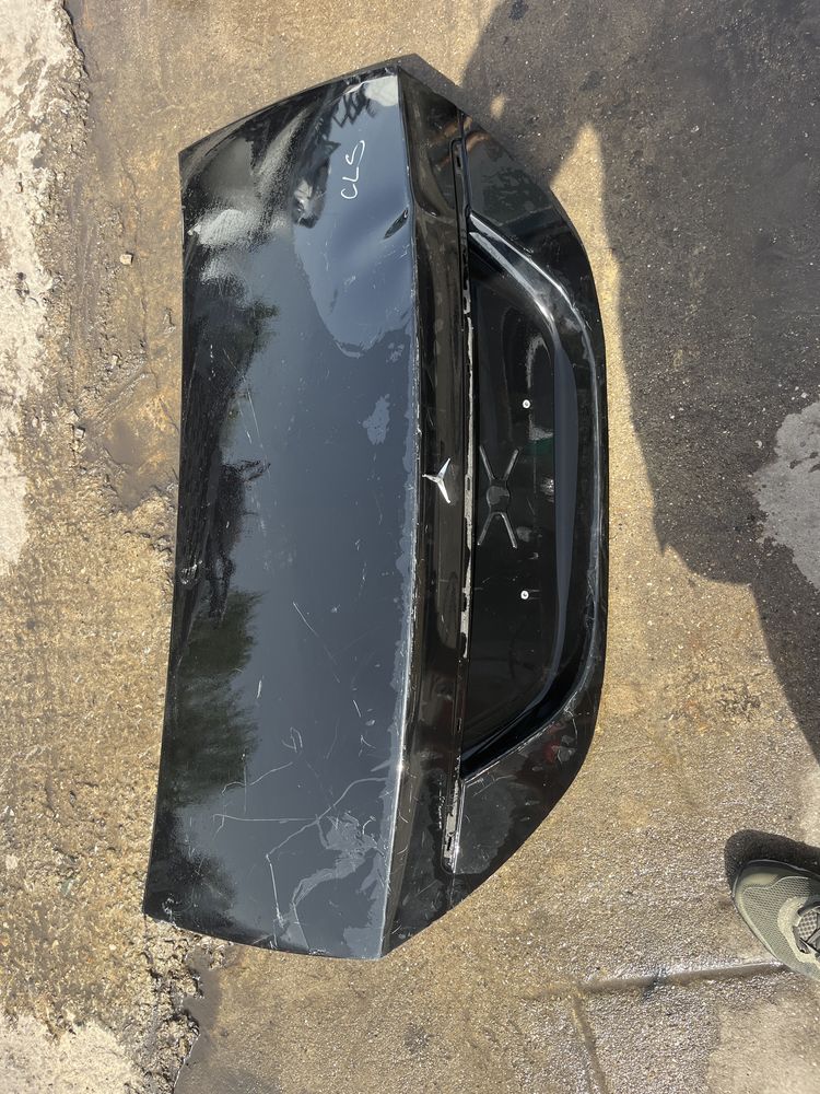 Багажник,капак Mercedes CLS