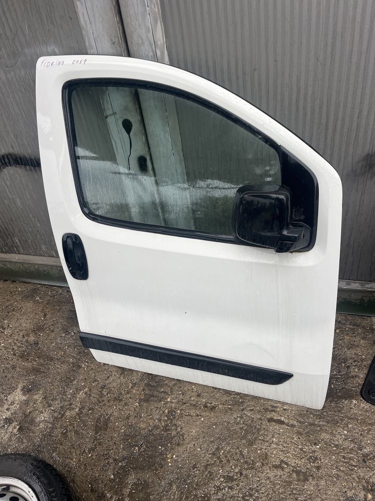 Врата Fiat Fiorino 2018г