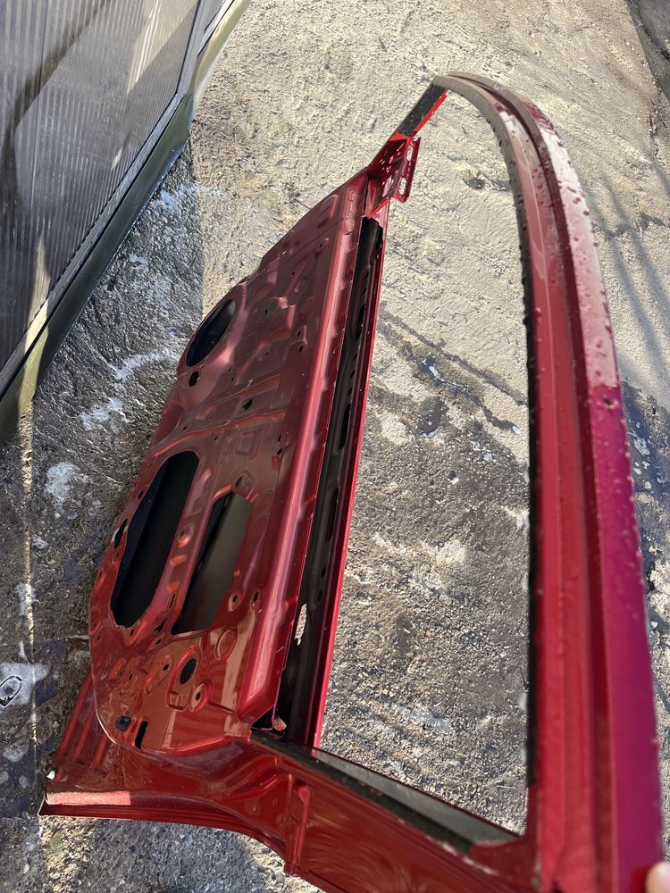 Врата Toyota Prius