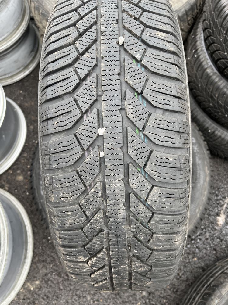 Гуми 195 65 15 Semperit 2019г