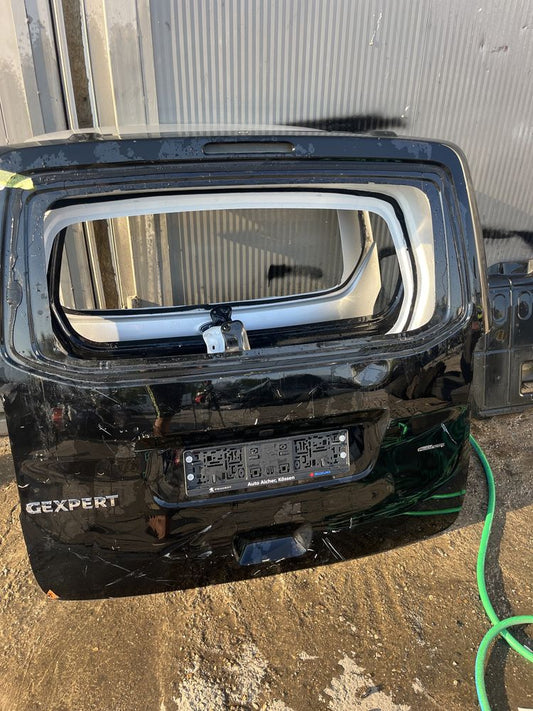 Капак,багажник Citroen Berlingo 2019г