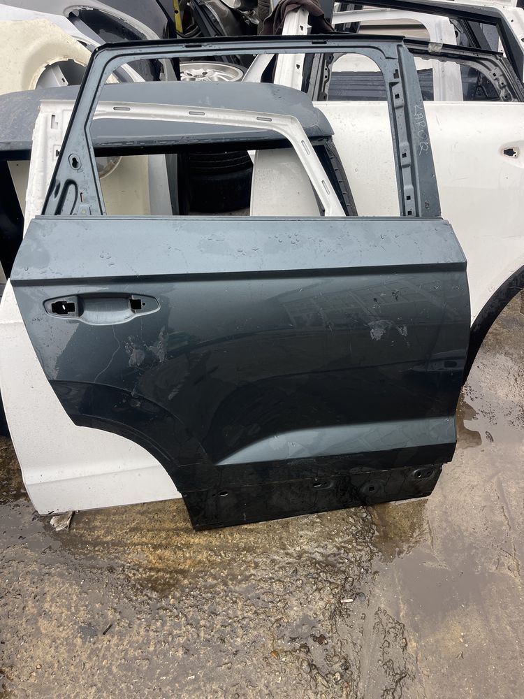 Врата Skoda Karoq,Ateca задна дясна 3бр