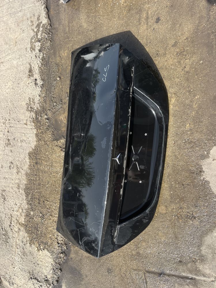 Багажник,капак Mercedes CLS