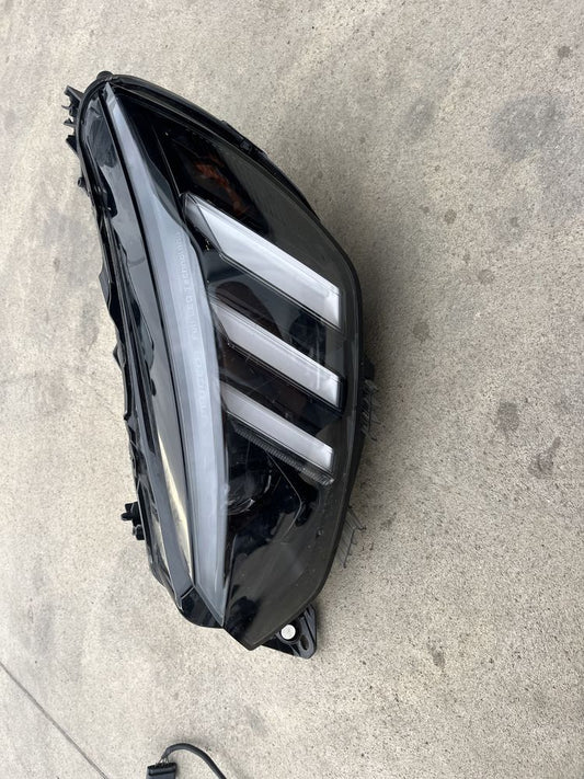 Фар Peugeot 208 2008 Full Led 2021г