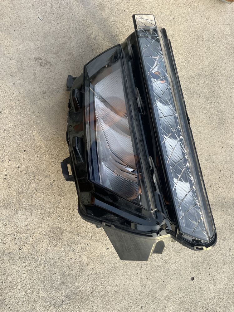 Фар Skoda Kamiq Full Led 2бр LED