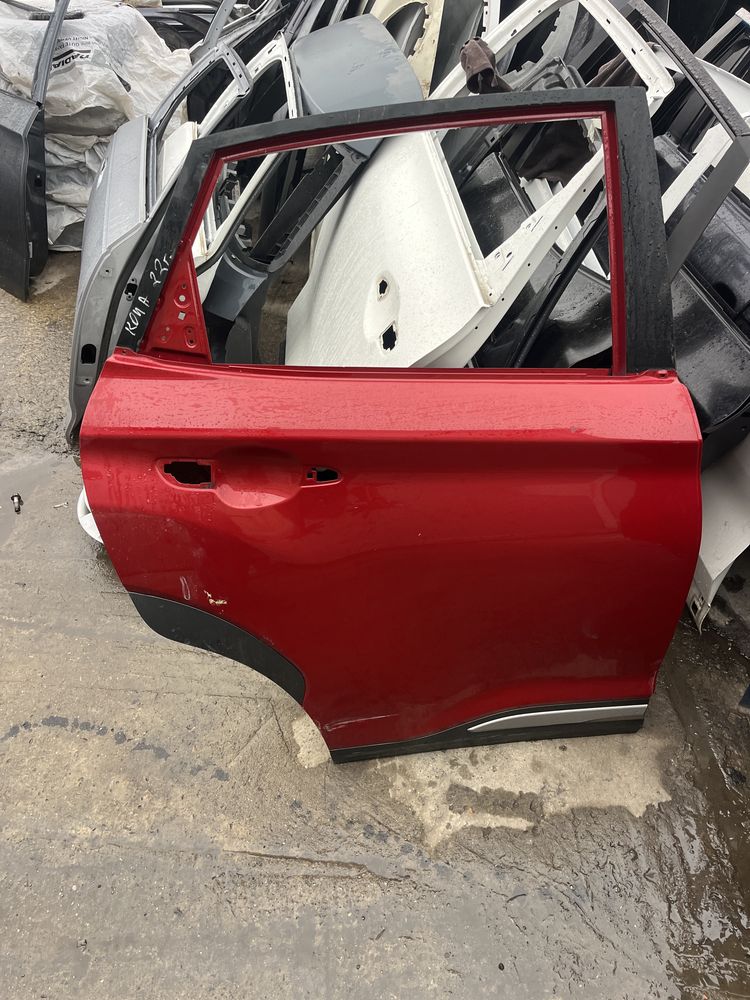 Врата Hyundai Kona 2022г.