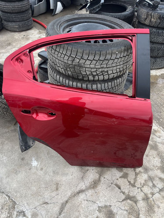 Врата Mazda 2 2014-