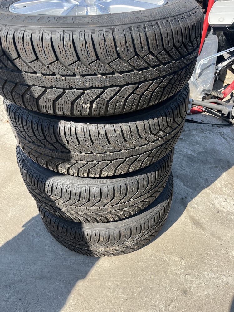 Гуми 205 60 16 Semperit 2019г
