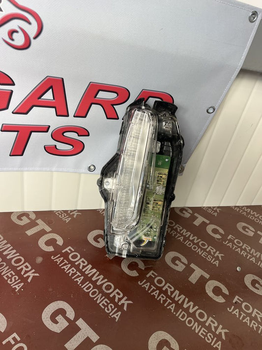 Халоген Toyota Yaris Cross 2021- LED